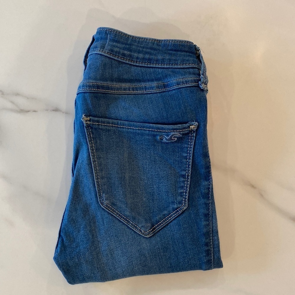 Hollister - High-Rise Legging, distressed skinny jeans | Size 24, 28” Inseam